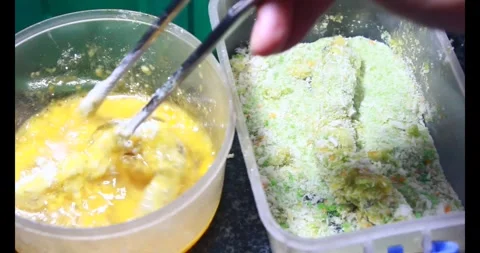 Fry shrimp with eggs, flour and cooking oil Stock Footage 308353853