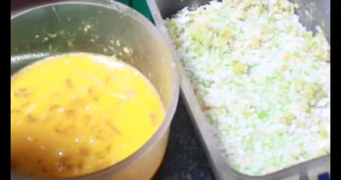 Fry shrimp with eggs, flour and cooking oil Stock Footage 308367085