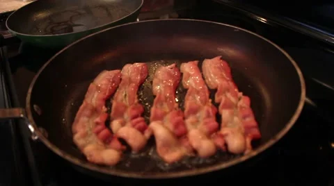 Frying bacon Stock-Footage 53766924