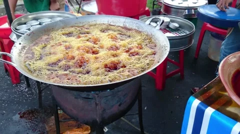 Frying Chicken In Big Pan 스톡 동영상 53412194