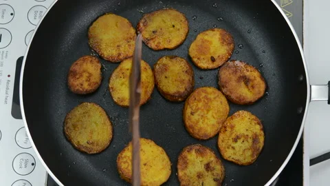 Frying crispy potatoes Stock Footage 138591075