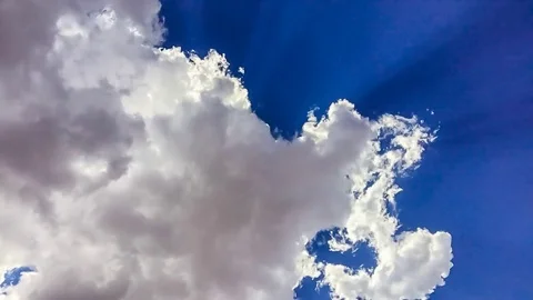 Frying cumulus cloud (adjusted) Stock Footage 83945535