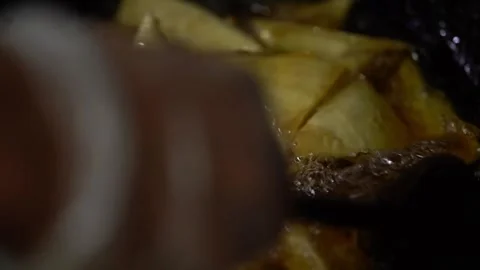 Frying Dumplings in a Wok Video stock 319949057