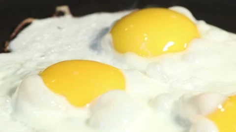 Frying Eggs Video stock 8834318