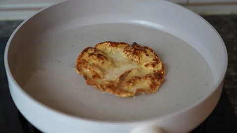 Frying Emping Melinjo Cracker for Emping Manis Vidéo 346932504