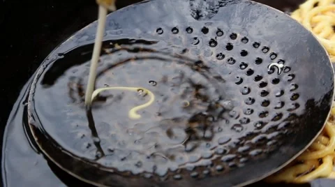 Frying Jalebi Stock Footage 65776224