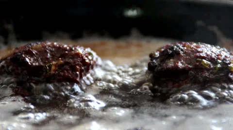 Frying meat balls 01 Vídeos de archivo 29644291