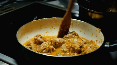 Frying pan chicken Stock Footage 62984129
