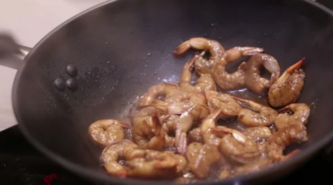 In a frying pan fry the shrimp Stock Footage 58089116