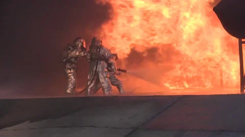 Fuel Fire Suppression airport fire fighters Vidéo 39158416