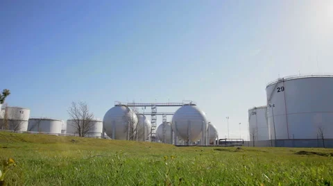 Fuel storage station. 動画素材 49466365