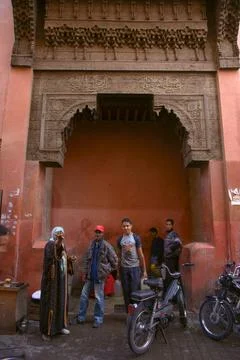 Fuente Chrob Ou Chouf Fuente Chrob Ou Chouf, relieve tallado.Marrakech.Ci... Stock Photos