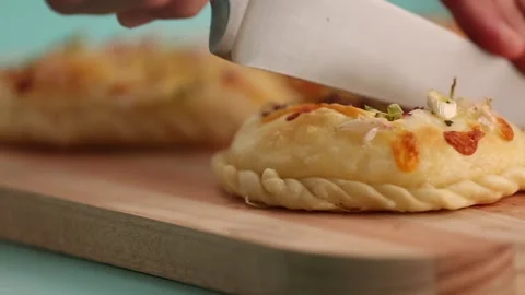 Fugazzetta empanada 3 Stock-Footage 132194384