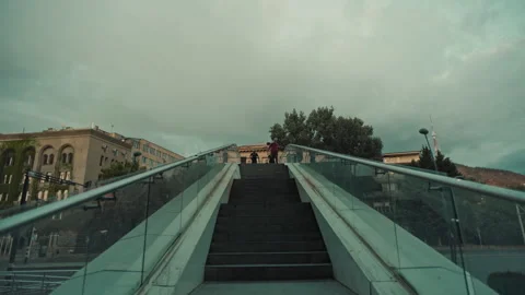 Fugitive running away from the police Stock Footage 283067076
