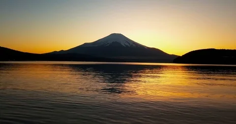 Fuji sunset - Dolly Right Low 스톡 동영상 102175677