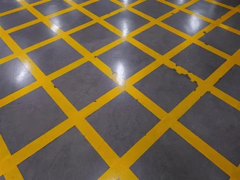 Full Frame Background of Yellow Grids On the Road as No Parking Area Foto stock