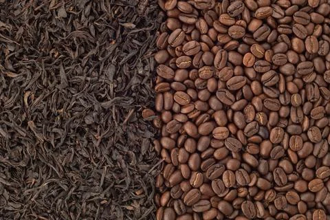 Full frame from coffee beans and tea leaves, abstract background. Stock-Fotos