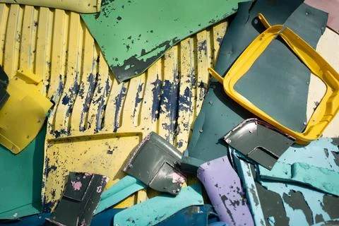 Full frame shot of multicolored plastic waste refuse Foto stock