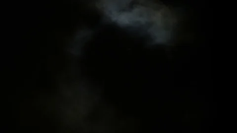 Full glowing yellow moon with clouds being blown by winds during storm nights Vídeo Stock 127197521