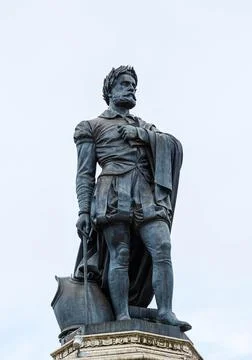 Full-length view of the statue of Luis de Camoes in Lisbon Portugal Stock Photos