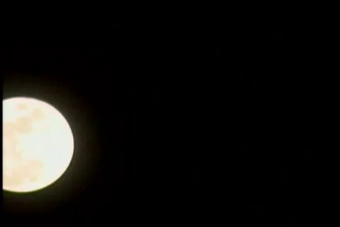 Full Moon 3 库存影片 401753