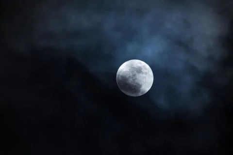 Full moon and cloud Stock Photos