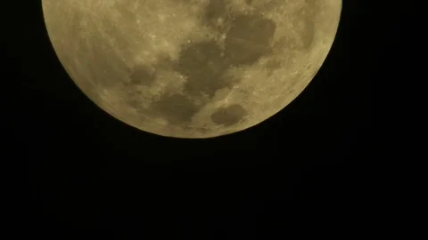 Full moon and Cloud start shot Stock-Footage 97136388