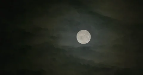 Full moon and clouds creepy horror movie no CG halloween Video stock 112617436