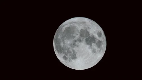 Full moon in the black sky. Stockbeeldmateriaal 146884093