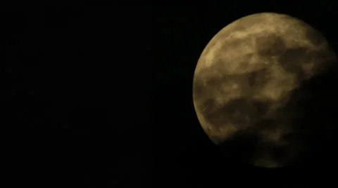 Full moon with clouds passing Stock Footage 31660629