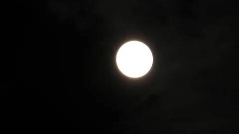 Full Moon in cloudy night sky. Close up  4k video Stock Footage 95646015