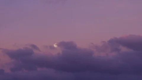 Full moon at colourful sunset clouds. 4k time-lapse of evening sky nature bac Stock Footage 120792468