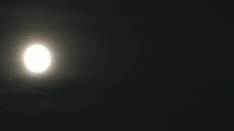 Full moon in the dark sky. Stock-Footage 12185415