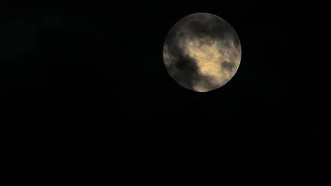 Full moon with fast clouds Stock Footage 79998596