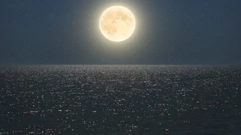 Full moon glowing over calm night ocean with water reflection for tranquili.. Stock Footage 345582158
