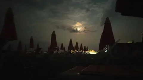 A full moon at night, time lapse Stock Footage 280048955