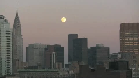 Full moon over Manhattan Stock-Footage 11316304