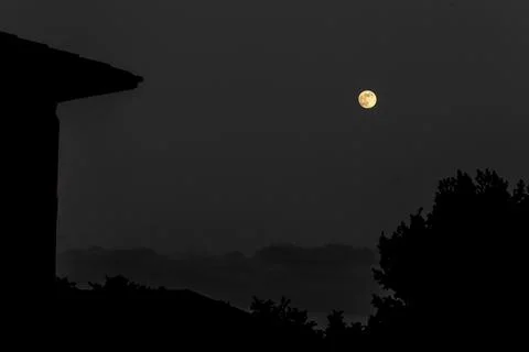 Full Moon Over Rooftops Sicily Stock Photos
