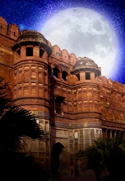 The full Moon over walls of the Red fort. India. Agra. Elements of this image Fotos Stock