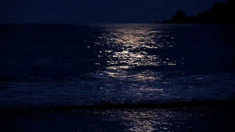 Full moon reflection on a Caribbean beach Stock Footage 90523737