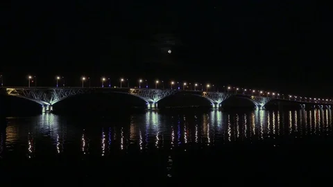 Full moon rises over the bridge. Road bridge Stock Footage