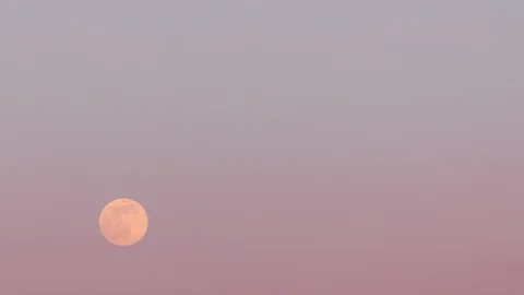 Full moon rising timelapse. Beautiful sunset landscape. Stock Footage 127955642