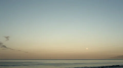 Full Moon Setting in Distance Ocean TL CC 스톡 동영상 41719019