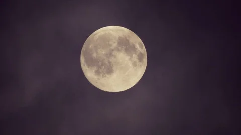 Full moon in the sky with clouds Stock-Footage 124782883