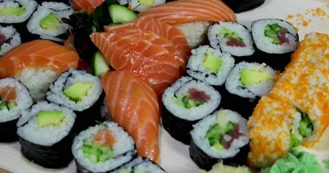 Full plate of sushi Video stock 155573496