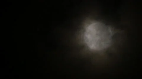 Full super moon real no CG cloud moving horror film creepy Stock Footage 68644181