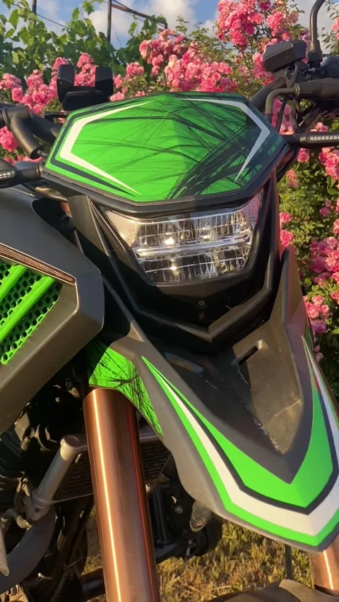 FullSizeRender 動画素材 224702124