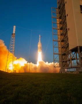A fully functional Launch Abort System (LAS) with a test version of Orion ... 写真素材