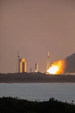 A fully functional Launch Abort System (LAS) with a test version of Orion a.. Foto stock