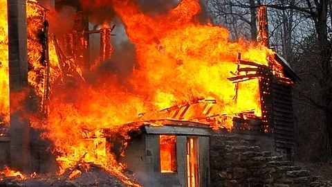 Fully involved house fire total loss Stock Footage 73433712